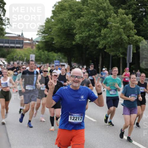 29.06.2025 - hella hamburg halbmarathon Jannik Wohlers http://msf.ph/oto/8318544 29.06.2025 10:39:07 Lombardsbrücke 1856, 1883, 2578, 3275, 3353, 4603, 4609, 4855, 5045, 5701, 6321, 6342, 6343, 6427, 6428, 6719, 6726, 6748, 7053, 7199, 7501, 7524, 7684, 8203, 8995, 9393, 9569, 9698, 9747, 9777, 10512, 10626, 10627, 10833, 10849, 10888, 11129, 11381, 11382, 11461, 11729, 12150, 12217, 12680, 13178, 13461, 13495, 13519, 14111, 14114, 14299, 14674, 15265, 15433, 15494, 15536, 16178, 16866, 17379, 17666, 17695, 18944 meine-sportfotos.de