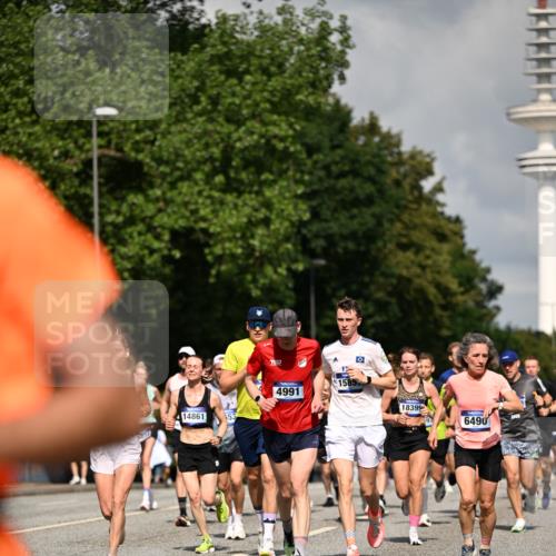 29.06.2025 - hella hamburg halbmarathon Dr. Thomas Lammeyer http://msf.ph/oto/8318618 29.06.2025 09:55:23 Kennedybrücke 1312, 1353, 1570, 1763, 1903, 1920, 2653, 2880, 3437, 3697, 4297, 4991, 4999, 5014, 5129, 5987, 6490, 6770, 7092, 7105, 7363, 7962, 8074, 8346, 8359, 8871, 8900, 9114, 9358, 9364, 9659, 10319, 10375, 10480, 10669, 10978, 11021, 11417 meine-sportfotos.de