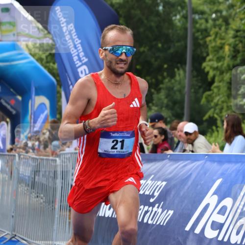 29.06.2025 - hella hamburg halbmarathon Strokosch-Dieckow http://msf.ph/oto/8318623 29.06.2025 10:05:09 Ziel 19, 21, 20052, 20518 meine-sportfotos.de