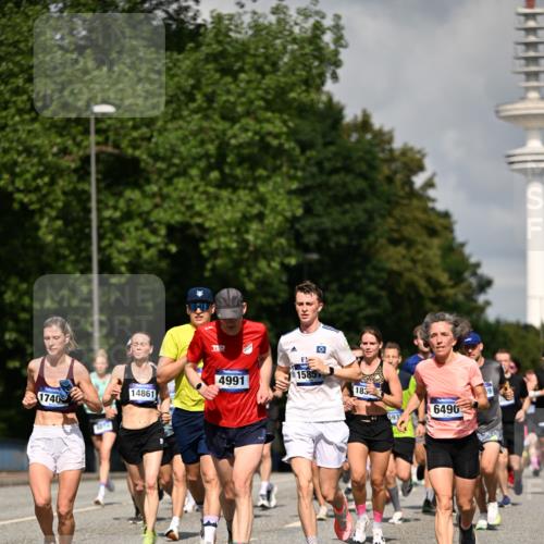 29.06.2025 - hella hamburg halbmarathon Dr. Thomas Lammeyer http://msf.ph/oto/8318676 29.06.2025 09:55:24 Kennedybrücke 1312, 1353, 1569, 1570, 1763, 1903, 1920, 2653, 2880, 3437, 3697, 4297, 4991, 4999, 5014, 5129, 5987, 6490, 6770, 7092, 7105, 7363, 7962, 8074, 8346, 8359, 8900, 9114, 9358, 9364, 9659, 10319, 10375, 10480, 10669, 10978, 11021, 11417 meine-sportfotos.de