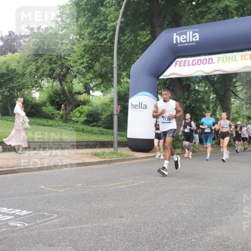 29.06.2025 - hella hamburg halbmarathon KatJ http://msf.ph/oto/8318695 29.06.2025 10:45:33 Zwischen KM18-KM19 1946, 1951, 2027, 4796, 5675, 6636, 7138 meine-sportfotos.de