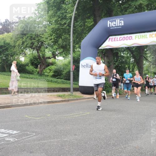 29.06.2025 - hella hamburg halbmarathon KatJ http://msf.ph/oto/8318747 29.06.2025 10:45:33 Zwischen KM18-KM19 1946, 1951, 2027, 4796, 5675, 6636, 7138 meine-sportfotos.de