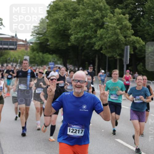 29.06.2025 - hella hamburg halbmarathon Jannik Wohlers http://msf.ph/oto/8318765 29.06.2025 10:39:08 Lombardsbrücke 1883, 2578, 2976, 3353, 4603, 4609, 4855, 5045, 5701, 6321, 6342, 6343, 6427, 6428, 6719, 6726, 6748, 7053, 7125, 7199, 7501, 7524, 7684, 8203, 8995, 9393, 9569, 9698, 9747, 9777, 10512, 10626, 10627, 10833, 10849, 10888, 11381, 11382, 11461, 11729, 12150, 12217, 12680, 13178, 13461, 13495, 13519, 14111, 14114, 14299, 14674, 15265, 15433, 15494, 15536, 16178, 17379, 17407, 17666, 17695, 18944 meine-sportfotos.de
