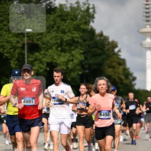 29.06.2025 - hella hamburg halbmarathon Dr. Thomas Lammeyer http://msf.ph/oto/8318807 29.06.2025 09:55:26 Kennedybrücke 1312, 1353, 1569, 1570, 1763, 1903, 1920, 2653, 2880, 3437, 3697, 4297, 4991, 4999, 5014, 5047, 5129, 5690, 5987, 6490, 6770, 7092, 7105, 7962, 8074, 8346, 8359, 8900, 9114, 9358, 9364, 9659, 10319, 10480, 10669, 10978, 11021, 11417 meine-sportfotos.de
