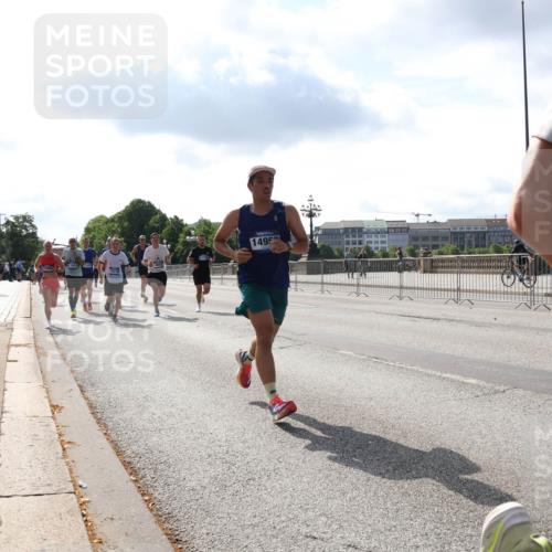 29.06.2025 - hella hamburg halbmarathon Lena Gebhardt http://msf.ph/oto/8318892 29.06.2025 09:47:50 Lombardsbrücke 14952, 1164, 1217, 1562, 2121, 2196, 2296, 2404, 2714, 2851, 3783, 4246, 4602, 5092, 5923, 5961, 6990, 8084, 8362, 8395, 8901, 9171, 9178, 9944, 10384, 10900, 10968, 11019, 11202, 11227, 11559, 11745, 11806, 12137, 12290, 12462, 12704, 12751, 12865, 13029, 13419, 13514, 13798, 13854, 14387, 14459, 14601, 14934, 14952, 15015, 15261, 15415, 15701, 15965, 16123, 16158, 16964, 17154, 18419 meine-sportfotos.de