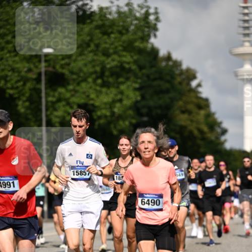 29.06.2025 - hella hamburg halbmarathon Dr. Thomas Lammeyer http://msf.ph/oto/8318893 29.06.2025 09:55:26 Kennedybrücke 1312, 1353, 1569, 1570, 1763, 1903, 1920, 2653, 2880, 3437, 3697, 4297, 4991, 4999, 5014, 5047, 5129, 5690, 5987, 6490, 6770, 7092, 7105, 7962, 8074, 8346, 8359, 8900, 9114, 9358, 9364, 9659, 10319, 10480, 10669, 10978, 11021, 11417 meine-sportfotos.de