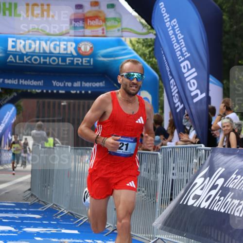 29.06.2025 - hella hamburg halbmarathon Strokosch-Dieckow http://msf.ph/oto/8318934 29.06.2025 10:05:09 Ziel 19, 21, 20052, 20518 meine-sportfotos.de