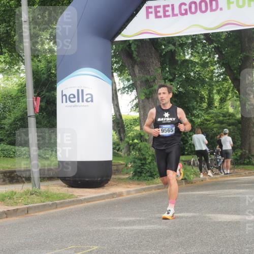 29.06.2025 - hella hamburg halbmarathon KatJ http://msf.ph/oto/8319001 29.06.2025 10:16:08 Zwischen KM18-KM19  meine-sportfotos.de