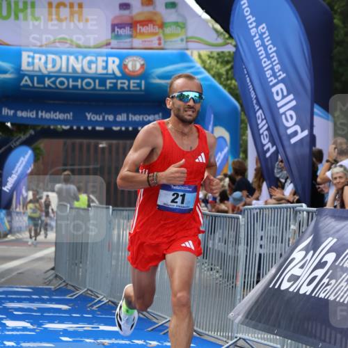 29.06.2025 - hella hamburg halbmarathon Strokosch-Dieckow http://msf.ph/oto/8319057 29.06.2025 10:05:09 Ziel 19, 21, 20052, 20518 meine-sportfotos.de