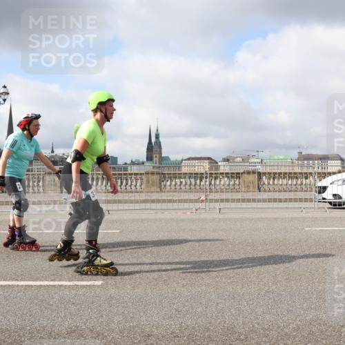 29.06.2025 - hella hamburg halbmarathon Lena Gebhardt http://msf.ph/oto/8319089 29.06.2025 09:07:40 Lombardsbrücke  meine-sportfotos.de