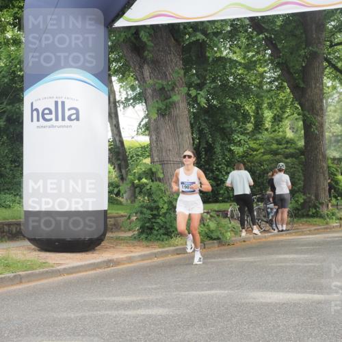 29.06.2025 - hella hamburg halbmarathon KatJ http://msf.ph/oto/8319285 29.06.2025 10:16:14 Zwischen KM18-KM19  meine-sportfotos.de