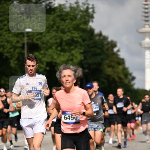 29.06.2025 - hella hamburg halbmarathon Dr. Thomas Lammeyer http://msf.ph/oto/8319372 29.06.2025 09:55:27 Kennedybrücke 1312, 1353, 1569, 1570, 1763, 1903, 1920, 2653, 2880, 3437, 3697, 4297, 4991, 4999, 5014, 5047, 5129, 5690, 5987, 6490, 6770, 7092, 7105, 8074, 8346, 8359, 8900, 9114, 9358, 9364, 9659, 10319, 10480, 10669, 10978, 11021, 11417 meine-sportfotos.de
