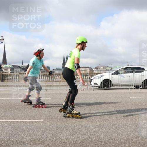 29.06.2025 - hella hamburg halbmarathon Lena Gebhardt http://msf.ph/oto/8319688 29.06.2025 09:07:40 Lombardsbrücke  meine-sportfotos.de