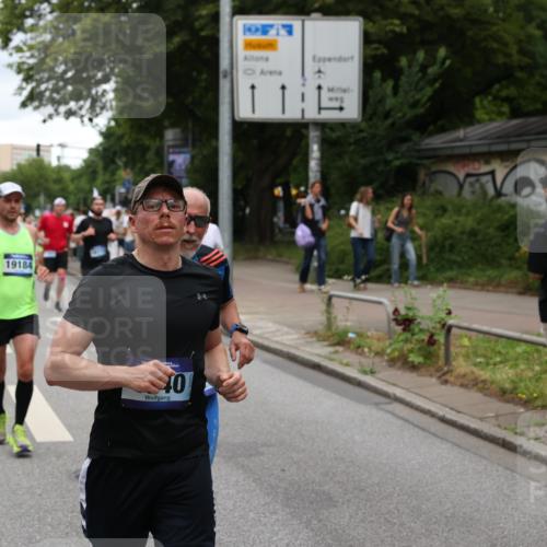 29.06.2025 - hella hamburg halbmarathon Yannick Fuchs http://msf.ph/oto/8319725 29.06.2025 10:50:58 20KM 1387, 1485, 2034, 2282, 2417, 2676, 3435, 3836, 4167, 4940, 5033, 5728, 6272, 6416, 6835, 7716, 8393, 8825, 9488, 9577, 9727, 9820, 10133, 10212, 11043, 11083, 11212, 11590, 11612, 11832, 12014, 12440, 12523, 13245, 13523, 13863, 14139, 14369, 15125, 15145, 15712, 15726, 16093, 16113, 16257, 16261, 16470, 16830, 16909, 17160, 17201, 17617, 17769, 17779, 17828, 17848, 18208, 18388, 18652, 19184 meine-sportfotos.de
