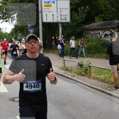 29.06.2025 - hella hamburg halbmarathon Yannick Fuchs http://msf.ph/oto/8319824 29.06.2025 10:50:58 20KM 1387, 1485, 2034, 2282, 2417, 2676, 3435, 3836, 4167, 4940, 5033, 5728, 6272, 6416, 6835, 7716, 8393, 8825, 9488, 9577, 9727, 9820, 10133, 10212, 11043, 11083, 11212, 11590, 11612, 11832, 12014, 12440, 12523, 13245, 13523, 13863, 14139, 14369, 15125, 15145, 15712, 15726, 16093, 16113, 16257, 16261, 16470, 16830, 16909, 17160, 17201, 17617, 17769, 17779, 17828, 17848, 18208, 18388, 18652, 19184 meine-sportfotos.de