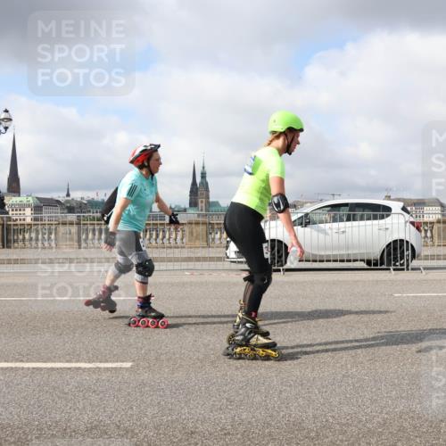 29.06.2025 - hella hamburg halbmarathon Lena Gebhardt http://msf.ph/oto/8319896 29.06.2025 09:07:40 Lombardsbrücke  meine-sportfotos.de