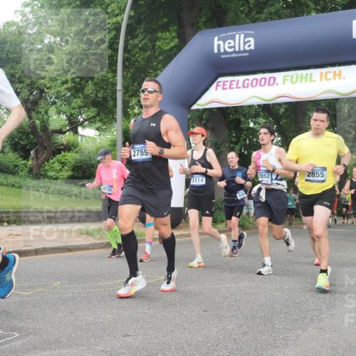 29.06.2025 - hella hamburg halbmarathon KatJ http://msf.ph/oto/8319918 29.06.2025 10:45:40 Zwischen KM18-KM19 1642, 2027, 2584, 2677, 2759, 2855, 3114, 4550, 5675, 6636, 6860, 8392 meine-sportfotos.de