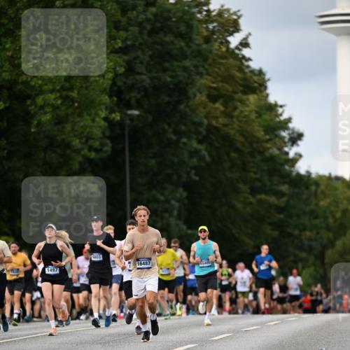 29.06.2025 - hella hamburg halbmarathon Dr. Thomas Lammeyer http://msf.ph/oto/8320139 29.06.2025 10:39:08 Kennedybrücke 1417, 1497, 2265, 2355, 2482, 2751, 3130, 3409, 4884, 5027, 5453, 5793, 6171, 6310, 6329, 6335, 6571, 6746, 6803, 6859, 7020, 7299, 8369, 9164, 9248, 10335, 10464, 10606 meine-sportfotos.de
