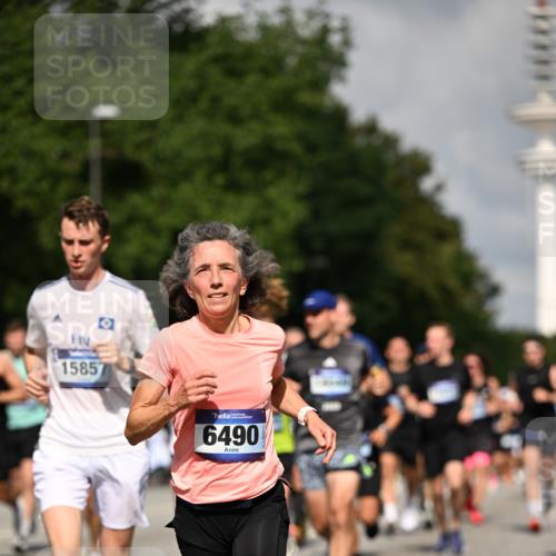 29.06.2025 - hella hamburg halbmarathon Dr. Thomas Lammeyer http://msf.ph/oto/8320240 29.06.2025 09:55:27 Kennedybrücke 1312, 1353, 1569, 1570, 1763, 1903, 1920, 2653, 2880, 3437, 3697, 4297, 4991, 4999, 5014, 5047, 5129, 5690, 5987, 6490, 6770, 7092, 7105, 8074, 8346, 8359, 8900, 9114, 9358, 9364, 9659, 10319, 10480, 10669, 10978, 11021, 11417 meine-sportfotos.de
