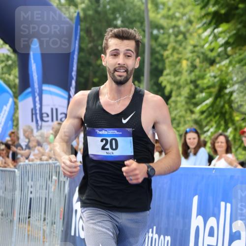 29.06.2025 - hella hamburg halbmarathon Strokosch-Dieckow http://msf.ph/oto/8320259 29.06.2025 10:04:23 Ziel 8, 20, 58, 59 meine-sportfotos.de