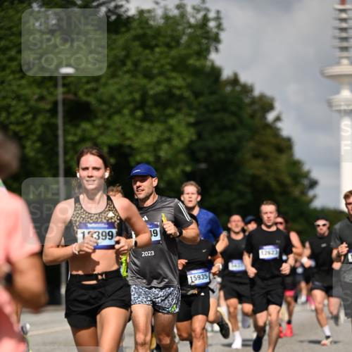 29.06.2025 - hella hamburg halbmarathon Dr. Thomas Lammeyer http://msf.ph/oto/8320421 29.06.2025 09:55:28 Kennedybrücke 1312, 1353, 1569, 1763, 1903, 1920, 2653, 2880, 3437, 3697, 4297, 4991, 4999, 5014, 5047, 5129, 5690, 5987, 6490, 6700, 6770, 7092, 7105, 8074, 8346, 8359, 8900, 9114, 9358, 9364, 9547, 9659, 10319, 10480, 10669, 10978, 11021 meine-sportfotos.de