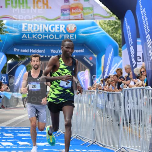 29.06.2025 - hella hamburg halbmarathon Strokosch-Dieckow http://msf.ph/oto/8320618 29.06.2025 10:04:22 Ziel 8, 20, 58, 59 meine-sportfotos.de