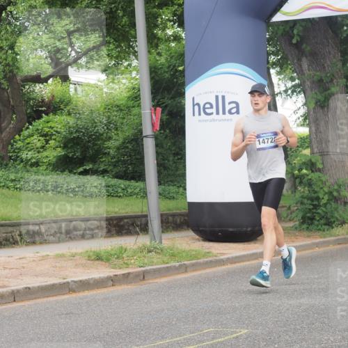 29.06.2025 - hella hamburg halbmarathon KatJ http://msf.ph/oto/8320621 29.06.2025 10:16:27 Zwischen KM18-KM19  meine-sportfotos.de