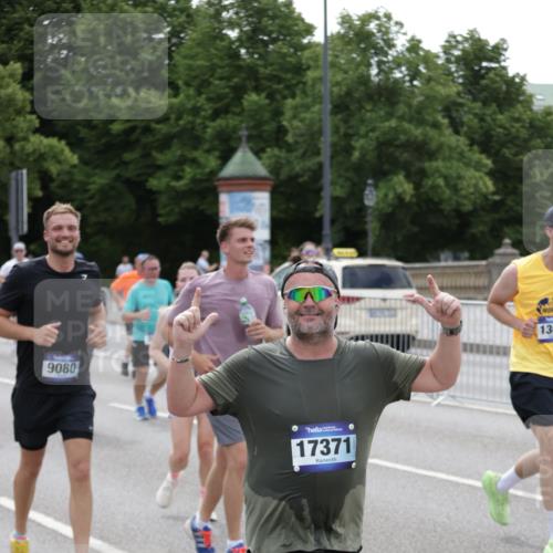 29.06.2025 - hella hamburg halbmarathon Jannik Wohlers http://msf.ph/oto/8320680 29.06.2025 10:39:28 Lombardsbrücke 1058, 1076, 1586, 1899, 2313, 2976, 3046, 3882, 3883, 3884, 4298, 4752, 5229, 5654, 5901, 6428, 6698, 6739, 7045, 7125, 7429, 7455, 7456, 8107, 8612, 8622, 8865, 8866, 9080, 9195, 9292, 10441, 10648, 10666, 10714, 10833, 10901, 10939, 11242, 11664, 11874, 11982, 12414, 12631, 12883, 12906, 13644, 14327, 14578, 14882, 15111, 15265, 16532, 16784, 17407, 17634, 18157, 18944, 19121, 19163 meine-sportfotos.de
