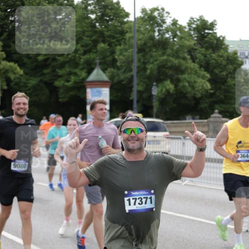29.06.2025 - hella hamburg halbmarathon Jannik Wohlers http://msf.ph/oto/8320718 29.06.2025 10:39:28 Lombardsbrücke 1058, 1076, 1586, 1899, 2313, 2976, 3046, 3882, 3883, 3884, 4298, 4752, 5229, 5654, 5901, 6428, 6698, 6739, 7045, 7125, 7429, 7455, 7456, 8107, 8612, 8622, 8865, 8866, 9080, 9195, 9292, 10441, 10648, 10666, 10714, 10833, 10901, 10939, 11242, 11664, 11874, 11982, 12414, 12631, 12883, 12906, 13644, 14327, 14578, 14882, 15111, 15265, 16532, 16784, 17407, 17634, 18157, 18944, 19121, 19163 meine-sportfotos.de
