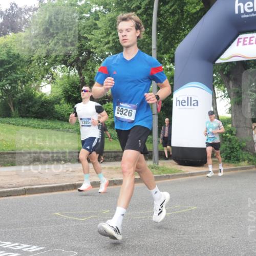 29.06.2025 - hella hamburg halbmarathon KatJ http://msf.ph/oto/8320904 29.06.2025 10:45:51 Zwischen KM18-KM19 1285, 2619, 3279, 5926, 6202 meine-sportfotos.de