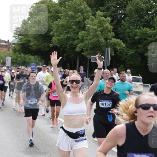 29.06.2025 - hella hamburg halbmarathon Jannik Wohlers http://msf.ph/oto/8320941 29.06.2025 10:39:29 Lombardsbrücke 1058, 1076, 1586, 1899, 2313, 2976, 3046, 3882, 3883, 3884, 4298, 4752, 5229, 5654, 5877, 5901, 6698, 6739, 7045, 7125, 7429, 7455, 7456, 8107, 8612, 8622, 8865, 8866, 9080, 9195, 9292, 9495, 10441, 10648, 10666, 10714, 10901, 10939, 11242, 11244, 11664, 11874, 11982, 12414, 12631, 12883, 12906, 13644, 14327, 14578, 14882, 15111, 16532, 16784, 17407, 17634, 18157, 19121, 19163 meine-sportfotos.de