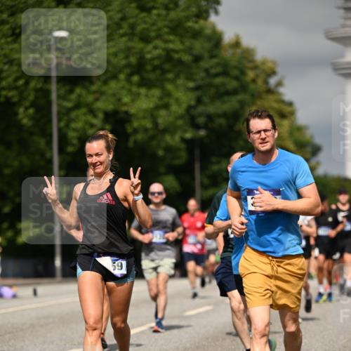 29.06.2025 - hella hamburg halbmarathon Dr. Thomas Lammeyer http://msf.ph/oto/8321075 29.06.2025 10:17:23 Kennedybrücke 1007, 1859, 2055, 2359, 2721, 2904, 2961, 2987, 3218, 3729, 4554, 4950, 5232, 6026, 6207, 7346, 7460, 8279, 8913, 9128, 9612 meine-sportfotos.de
