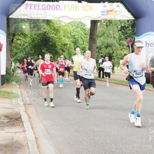 29.06.2025 - hella hamburg halbmarathon MichiJ http://msf.ph/oto/8321143 29.06.2025 10:37:17 Zwischen KM18-KM19 1630, 2013, 2880, 3562, 4247, 6115, 7100, 8112, 8437, 8454, 8657, 8921, 9031, 9303, 9491, 9597, 10859, 10860, 11819, 12203, 15803, 15950, 16738, 16891 meine-sportfotos.de