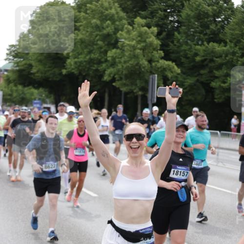 29.06.2025 - hella hamburg halbmarathon Jannik Wohlers http://msf.ph/oto/8321153 29.06.2025 10:39:30 Lombardsbrücke 1058, 1076, 1586, 1899, 2313, 2888, 3046, 3882, 3883, 3884, 4298, 4752, 5229, 5654, 5877, 5901, 6698, 6739, 7045, 7429, 7455, 7456, 8107, 8612, 8622, 8865, 8866, 9080, 9195, 9292, 9495, 10441, 10648, 10666, 10714, 10901, 10939, 11242, 11244, 11664, 11874, 11982, 12414, 12631, 12883, 12906, 13644, 14327, 14578, 14882, 15111, 16532, 16784, 17634, 18157, 19121, 19163 meine-sportfotos.de