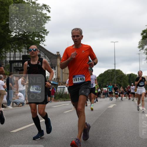 29.06.2025 - hella hamburg halbmarathon Yannick Fuchs http://msf.ph/oto/8321231 29.06.2025 10:51:07 20KM 1387, 1485, 1715, 1719, 1972, 2034, 2282, 2417, 2652, 2676, 3435, 4167, 5033, 5728, 6272, 6720, 7269, 8744, 9577, 9820, 10133, 11043, 11590, 11612, 11832, 12774, 13245, 13376, 13523, 13863, 14361, 14369, 14737, 14881, 14951, 15110, 15125, 15145, 15220, 15664, 15726, 16093, 16113, 16470, 16830, 16909, 17160, 17201, 17617, 17758, 17769, 17779, 17828, 17848, 18388, 19184 meine-sportfotos.de