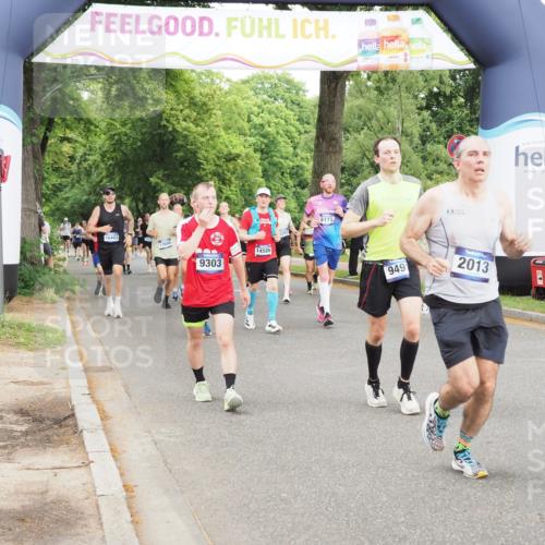 29.06.2025 - hella hamburg halbmarathon MichiJ http://msf.ph/oto/8321240 29.06.2025 10:37:18 Zwischen KM18-KM19 1630, 2013, 2880, 3562, 6115, 7100, 8112, 8437, 8454, 8657, 8921, 9031, 9303, 9491, 9597, 10859, 10860, 12203, 14526, 15803, 15950, 16403, 16738, 16891 meine-sportfotos.de