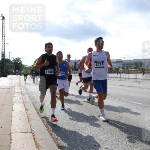 29.06.2025 - hella hamburg halbmarathon Lena Gebhardt http://msf.ph/oto/8321247 29.06.2025 09:48:06 Lombardsbrücke 14908, 1620, 2714, 1164, 1385, 1562, 1743, 2196, 2296, 2714, 2767, 3959, 4602, 4860, 5091, 5092, 5315, 6684, 6829, 6990, 8084, 8362, 8901, 8933, 9178, 9944, 10384, 10793, 10900, 10968, 11019, 11202, 11227, 11559, 11620, 11745, 11929, 12290, 12462, 12514, 12865, 13419, 13514, 13595, 13798, 13854, 14387, 14601, 14875, 14908, 14934, 14952, 15015, 15261, 15415, 15701, 15959, 15965, 16119, 16158, 16964 meine-sportfotos.de