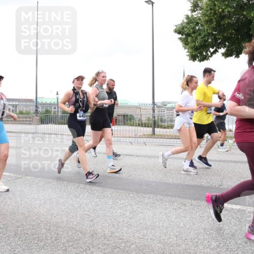 29.06.2025 - hella hamburg halbmarathon Lena Gebhardt http://msf.ph/oto/8321285 29.06.2025 10:57:21 Lombardsbrücke 14148, 4485, 179, 1207, 1643, 2041, 2370, 2871, 2932, 3195, 3385, 3387, 3388, 3433, 3470, 3485, 3723, 3750, 3851, 4086, 4106, 4180, 4197, 4241, 4485, 4568, 4569, 4611, 4998, 5057, 5117, 5316, 5632, 5639, 5736, 5738, 6053, 6284, 6827, 6832, 6857, 6981, 7416, 7417, 7592, 7720, 7728, 7787, 7964, 8035, 8039, 8197, 8224, 8287, 8386, 8540, 8546, 8552, 8679, 8708, 8851, 8853, 8873, 9110, 9233, 9298, 9299, 9318, 9496 meine-sportfotos.de