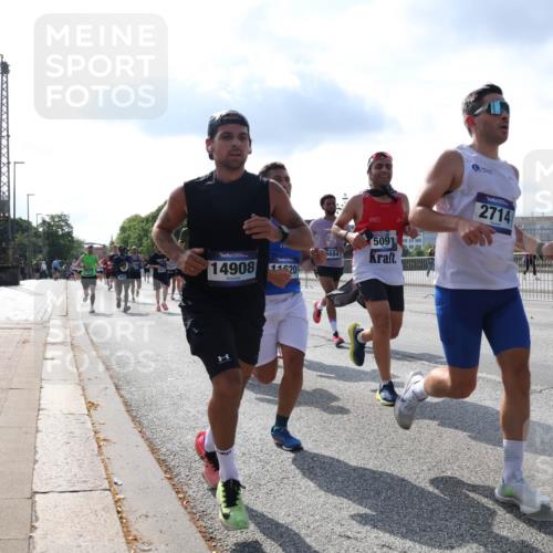 29.06.2025 - hella hamburg halbmarathon Lena Gebhardt http://msf.ph/oto/8321292 29.06.2025 09:48:06 Lombardsbrücke 14908, 20, 5684, 5091, 2714, 1164, 1385, 1562, 1743, 2196, 2296, 2714, 2767, 3959, 4602, 4860, 5091, 5092, 5315, 6684, 6829, 6990, 8084, 8362, 8901, 8933, 9178, 9944, 10384, 10793, 10900, 10968, 11019, 11202, 11227, 11559, 11620, 11745, 11929, 12290, 12462, 12514, 12865, 13419, 13514, 13595, 13798, 13854, 14387, 14601, 14875, 14908, 14934, 14952, 15015, 15261, 15415, 15701, 15959, 15965, 16119, 16158, 16964 meine-sportfotos.de