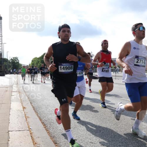 29.06.2025 - hella hamburg halbmarathon Lena Gebhardt http://msf.ph/oto/8321339 29.06.2025 09:48:06 Lombardsbrücke 5091, 2714, 14908, 1620, 1164, 1385, 1562, 1743, 2196, 2296, 2714, 2767, 3959, 4602, 4860, 5091, 5092, 5315, 6684, 6829, 6990, 8084, 8362, 8901, 8933, 9178, 9944, 10384, 10793, 10900, 10968, 11019, 11202, 11227, 11559, 11620, 11745, 11929, 12290, 12462, 12514, 12865, 13419, 13514, 13595, 13798, 13854, 14387, 14601, 14875, 14908, 14934, 14952, 15015, 15261, 15415, 15701, 15959, 15965, 16119, 16158, 16964 meine-sportfotos.de