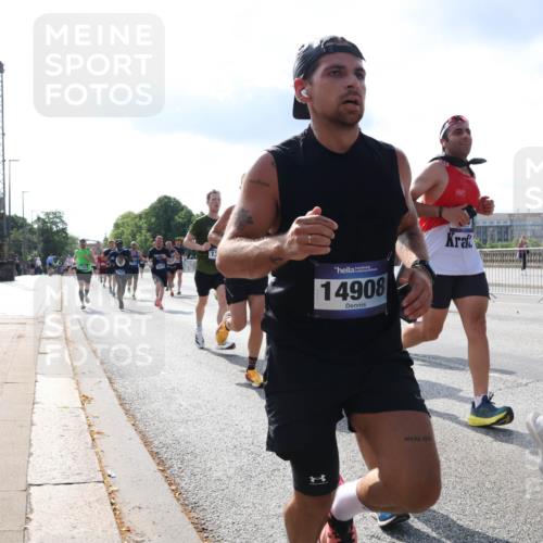 29.06.2025 - hella hamburg halbmarathon Lena Gebhardt http://msf.ph/oto/8321369 29.06.2025 09:48:06 Lombardsbrücke 13, 14908, 27, 1164, 1385, 1562, 1743, 2196, 2296, 2714, 2767, 3959, 4602, 4860, 5091, 5092, 5315, 6684, 6829, 6990, 8084, 8362, 8901, 8933, 9178, 9944, 10384, 10793, 10900, 10968, 11019, 11202, 11227, 11559, 11620, 11745, 11929, 12290, 12462, 12514, 12865, 13419, 13514, 13595, 13798, 13854, 14387, 14601, 14875, 14908, 14934, 14952, 15015, 15261, 15415, 15701, 15959, 15965, 16119, 16158, 16964 meine-sportfotos.de