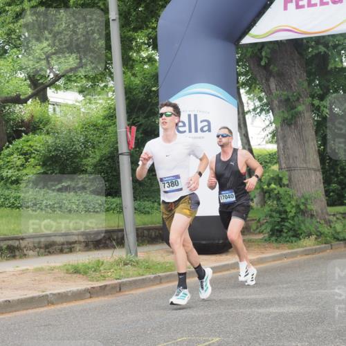 29.06.2025 - hella hamburg halbmarathon KatJ http://msf.ph/oto/8321884 29.06.2025 10:16:35 Zwischen KM18-KM19 7380 meine-sportfotos.de