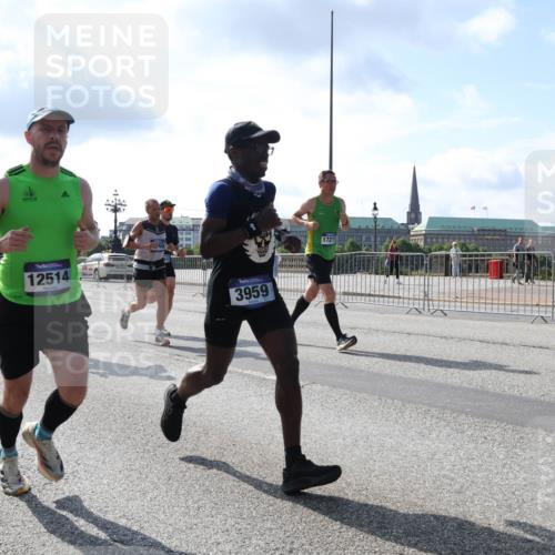 29.06.2025 - hella hamburg halbmarathon Lena Gebhardt http://msf.ph/oto/8321933 29.06.2025 09:48:10 Lombardsbrücke 929, 12514, 60, 3959, 1721, 1164, 1385, 1562, 1710, 1743, 2196, 2296, 2714, 2767, 3959, 4602, 4860, 5091, 5092, 5315, 6684, 6829, 6990, 8362, 8901, 8933, 9178, 9944, 10384, 10404, 10793, 10900, 10968, 11202, 11227, 11620, 11745, 11929, 12290, 12462, 12514, 12865, 12916, 13514, 13595, 13798, 13854, 14387, 14601, 14875, 14908, 14934, 14952, 15015, 15261, 15415, 15701, 15931, 15959, 15965, 16119, 16158, 16964 meine-sportfotos.de