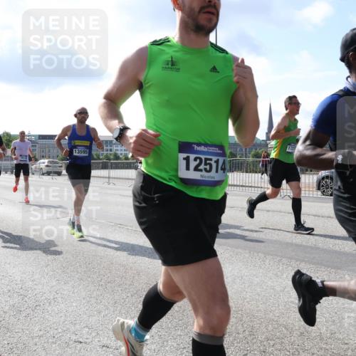 29.06.2025 - hella hamburg halbmarathon Lena Gebhardt http://msf.ph/oto/8322008 29.06.2025 09:48:10 Lombardsbrücke 11929, 13595, 16119, 12514, 1721, 3959, 1164, 1385, 1562, 1710, 1743, 2196, 2296, 2714, 2767, 3959, 4602, 4860, 5091, 5092, 5315, 6684, 6829, 6990, 8362, 8901, 8933, 9178, 9944, 10384, 10404, 10793, 10900, 10968, 11202, 11227, 11620, 11745, 11929, 12290, 12462, 12514, 12865, 12916, 13514, 13595, 13798, 13854, 14387, 14601, 14875, 14908, 14934, 14952, 15015, 15261, 15415, 15701, 15931, 15959, 15965, 16119, 16158, 16964 meine-sportfotos.de