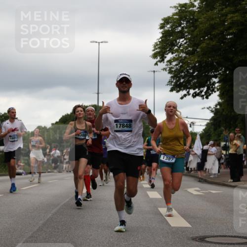 29.06.2025 - hella hamburg halbmarathon Yannick Fuchs http://msf.ph/oto/8322049 29.06.2025 10:51:15 20KM 1200, 1239, 1387, 1563, 1715, 1719, 1972, 2282, 2417, 2652, 2676, 4167, 4261, 5015, 5134, 5457, 5458, 5728, 6272, 6720, 6892, 7159, 7269, 8744, 9577, 10383, 10408, 11043, 11832, 12144, 12509, 12773, 12774, 13245, 13376, 13523, 13664, 14361, 14737, 14881, 14951, 15090, 15110, 15125, 15189, 15220, 15349, 15664, 16093, 16418, 16830, 16909, 17160, 17201, 17758, 17769, 17828, 17848, 18388 meine-sportfotos.de