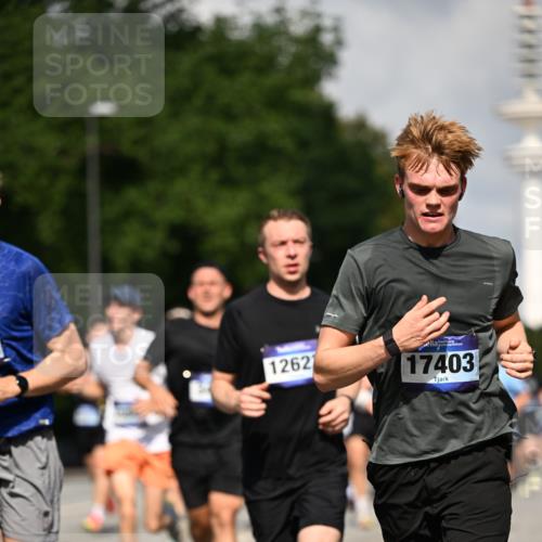 29.06.2025 - hella hamburg halbmarathon Dr. Thomas Lammeyer http://msf.ph/oto/8322088 29.06.2025 09:55:31 Kennedybrücke 1312, 1353, 1569, 1763, 2653, 2880, 3437, 3697, 4297, 4991, 5014, 5047, 5129, 5690, 5987, 6490, 6700, 6770, 7092, 8074, 8359, 8900, 9358, 9547, 9659, 10319, 10480, 10669, 10978, 11021, 11062 meine-sportfotos.de