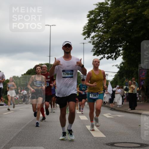 29.06.2025 - hella hamburg halbmarathon Yannick Fuchs http://msf.ph/oto/8322116 29.06.2025 10:51:15 20KM 1200, 1239, 1387, 1563, 1715, 1719, 1972, 2282, 2417, 2652, 2676, 4167, 4261, 5015, 5134, 5457, 5458, 5728, 6272, 6720, 6892, 7159, 7269, 8744, 9577, 10383, 10408, 11043, 11832, 12144, 12509, 12773, 12774, 13245, 13376, 13523, 13664, 14361, 14737, 14881, 14951, 15090, 15110, 15125, 15189, 15220, 15349, 15664, 16093, 16418, 16830, 16909, 17160, 17201, 17758, 17769, 17828, 17848, 18388 meine-sportfotos.de