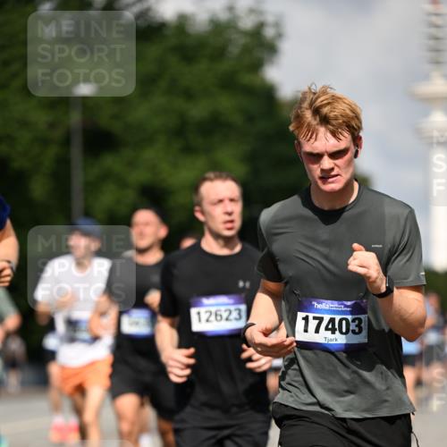29.06.2025 - hella hamburg halbmarathon Dr. Thomas Lammeyer http://msf.ph/oto/8322247 29.06.2025 09:55:31 Kennedybrücke 1312, 1353, 1569, 1763, 2653, 2880, 3437, 3697, 4297, 4991, 5014, 5047, 5129, 5690, 5987, 6490, 6700, 6770, 7092, 8074, 8359, 8900, 9358, 9547, 9659, 10319, 10480, 10669, 10978, 11021, 11062 meine-sportfotos.de