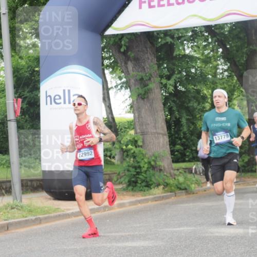 29.06.2025 - hella hamburg halbmarathon KatJ http://msf.ph/oto/8322318 29.06.2025 10:16:38 Zwischen KM18-KM19 7380 meine-sportfotos.de