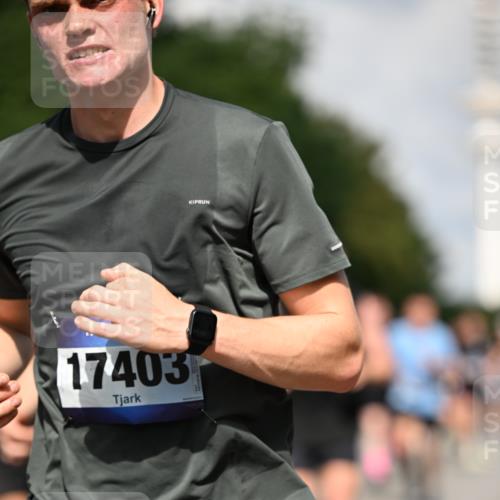 29.06.2025 - hella hamburg halbmarathon Dr. Thomas Lammeyer http://msf.ph/oto/8322330 29.06.2025 09:55:32 Kennedybrücke 1312, 1353, 1569, 1763, 2653, 2880, 3437, 3618, 3697, 4297, 4991, 5014, 5047, 5129, 5231, 5690, 5987, 6490, 6700, 6770, 7092, 8074, 8359, 8900, 9358, 9547, 9659, 10319, 10480, 10978, 11021, 11062 meine-sportfotos.de